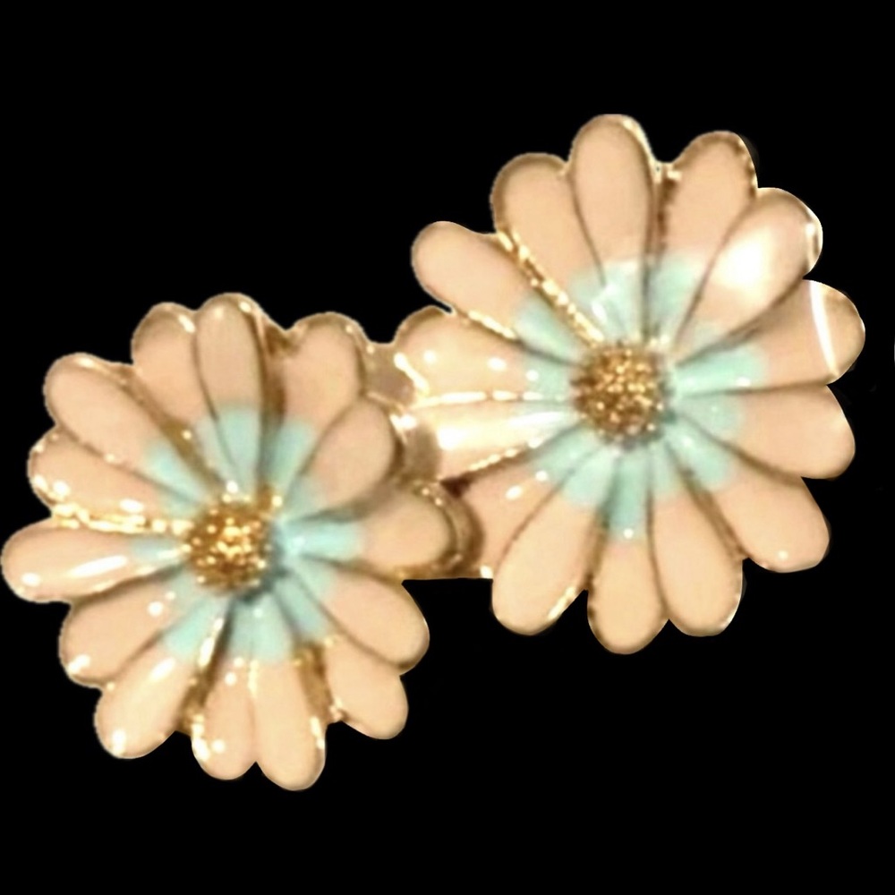 “Pastel Daisy” Pink Blue Ombre Spring Summer Daisies Daisy Floral Flower Studs - Picture 3 of 4